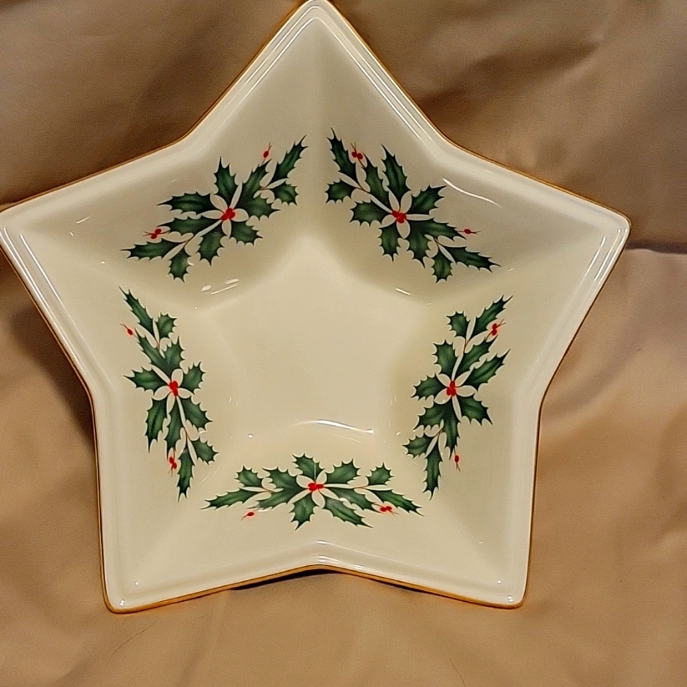 Lenox Holiday Star Bowl